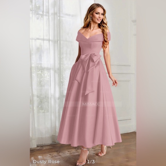 Missacc Dresses & Skirts - A-Line Off-The-Shoulder Satin Mother Of The Bride in Dusty Rose